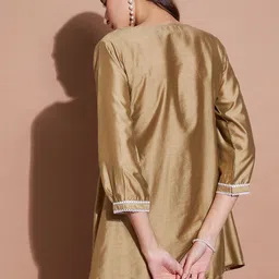 routes by all about you all about you Puff Sleeve Studded Longline Top image 4