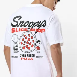 Bewakoof Official Peanuts Merchandise Men Snoopy Shop Graphic Printed Oversized T-shirt-picture-50