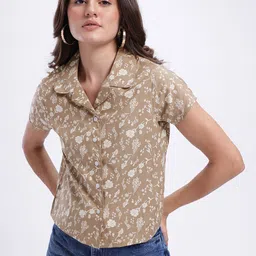 glitchez Women Regular Fit Printed Casual Shirt image 2