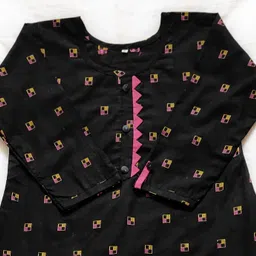 ace collection Women Cotton Blend Kurta Pant Set image 4