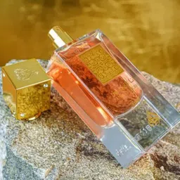 Lattafa Ana Abiyedh Poudree Eau De Parfum Natural Spray - 60 ml image 5