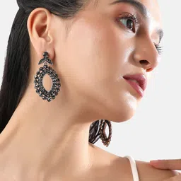 SOHI Contemporary Studs Earrings image 5