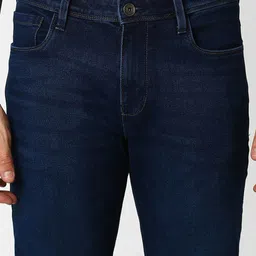 VAN HEUSEN DENIM LABS Men Slim Fit Mid-Rise Clean Look Jeans image 5