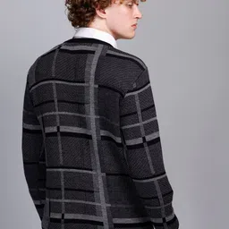 GODFREY Men Black & Grey Checked Woollen Pullover image 5
