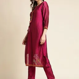 Sangria Round Neck Beads And Stones Kurta With Trouser & Dupatta image 2
