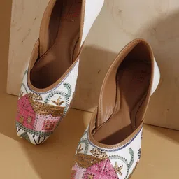 Denill Women Embroidered Studded Mojaris-image-4
