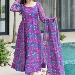 SWEETPEL Women Purple Floral Printed Tiered Kurta Trousers & With Dupatta image 3