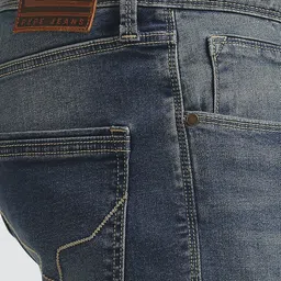 Pepe Jeans Men Tapered Fit Low-Rise Light Fade Stretchable Jeans image 3