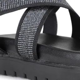 Inc 5 Women Textured One Toe Flats image 3