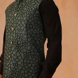 Jompers Men Regular Kurta with Pyjamas image 4