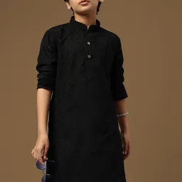 Here&Now X Sanwara Boys Ethnic Motifs Embroidered Chikankari Kurta-picture-48