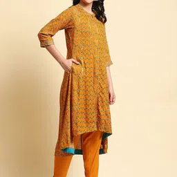 Shree Floral Printed Gotta Patti Keyhole Neck High-Low A-Line Kurta With Trouser & Dupatta image 4