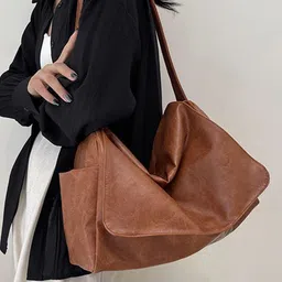 CORSICA Structured Hobo Bag image 4