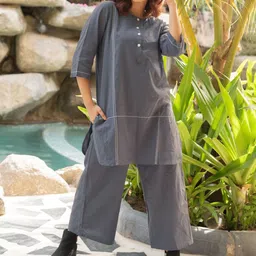 mirchi fashion Kwatchi Printed Pure Cotton Tunic With Trousers Co-Ords-picture-12