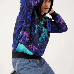 Clazzey Men Printed Hooded Sweatshirt image 5