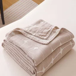 JC HOME Khaki & White Checked AC Room 233 GSM Double Bed Quilt image 3