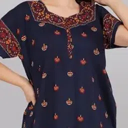 AAKARSHANA Printed Maxi Nightdress image 4