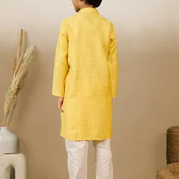 here&now x sanwara Sanwara Boys Geometric Printed Mandarin Collar Straight Kurta With Pyjamas image 4