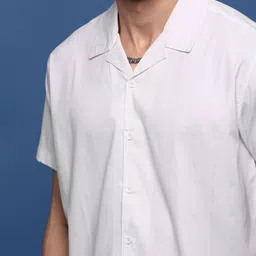 SHOWOFFFF Men Standard Casual Shirt image 4