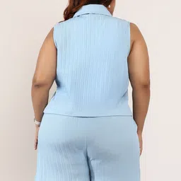 Instafab Plus Textured Lapel Collar Shirt & Shorts Co-Ords image 5