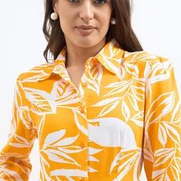 SALT ATTIRE Women Print Crepe Fit & Flare Midi Dress image 3