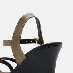 Liscott Wedge Sandals with Buckles image 5