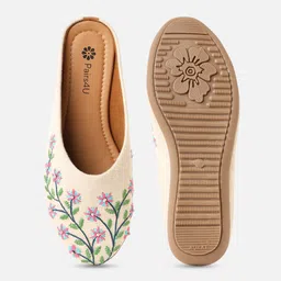 Pairs4U Women Embellished Ethnic Mojaris with Embroidered Flats image 2