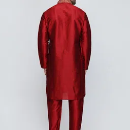 ROYAL KURTA Men Maroon Thread Work Summer Sheers Kurta image 2
