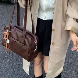 StyleCast x Revolte Structured Handheld Bag-picture-35