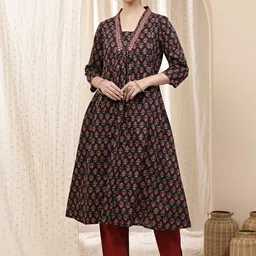 House Of Zelena Women Floral Printed Cotton A-Line Kurta with Trousers-picture-11