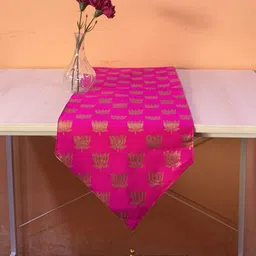 Pink Parrot Pink Printed Jacquard Silk Table Runner With Tassels-image-86