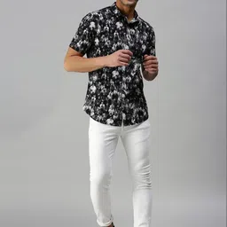 SHOWOFFFF Men Comfort Slim Fit Printed Casual Shirt image 5