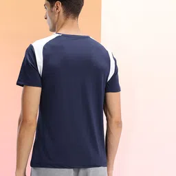 HRX by Hrithik Roshan Raglan Sleeves Training T-shirt image 4