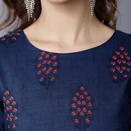 Vishudh Cotton Ethnic Motifs Printed Maxi Dress image 4