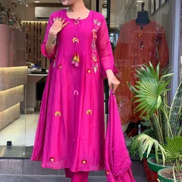 High Five Tex Women Floral Embroidered A-Line Kurta with Trousers & Dupatta image 3