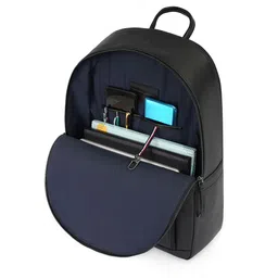 Tommy Hilfiger Unisex Leather Textured Small Backpack image 4