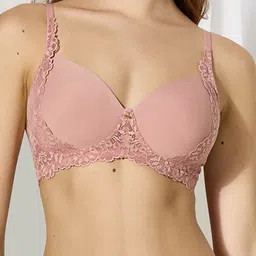 bodyline Bra Medium Coverage Lightly Padded image 4