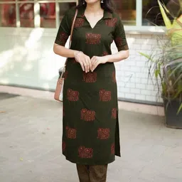 GoSriKi Women Ethnic Motifs Printed Regular Kurta with Trousers image 4