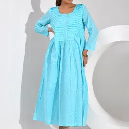 SIDDHO HUM Women Polka Dots Printed Pleated Detail Shift Maxi Dress-picture-35