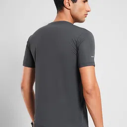 Ajile by Pantaloons Men Typography Printed Round Neck Slim Fit T-shirt image 2