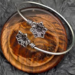 Oxy Jewels Women Silver Bracelet-picture-42