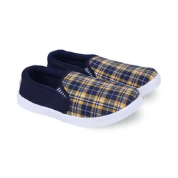 FABBMATE Boys Printed Slip-On Sneakers-picture-19