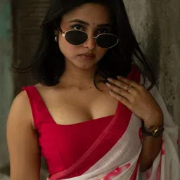 all about you Floral Printed Saree image 3