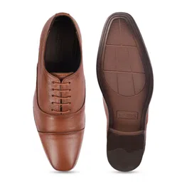 Metro Men Leather Formal Oxfords image 5