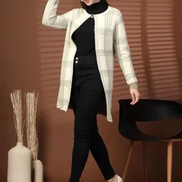 The Roadster Lifestyle Co Juelle Checked Woolen Open Front Longline Shrug image 4