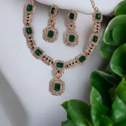 Women Click Stones Studded Jewellery Set-image-34