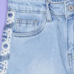 V-Mart Girls Regular Fit Mid-Rise Light Fade Jeans image 4