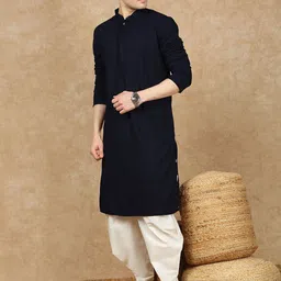 House of Pataudi Men Ethnic Motifs Embroidered Festive Straight Kurta image 2