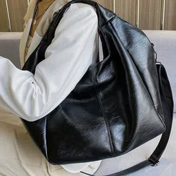 CORSICA Women Solid Half Moon Shoulder Bag image 4