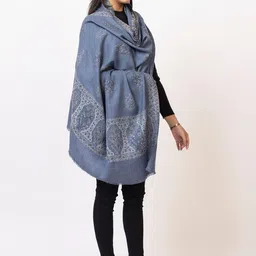 TILLAARI Floral Printed Shawl With Fringed Border image 4